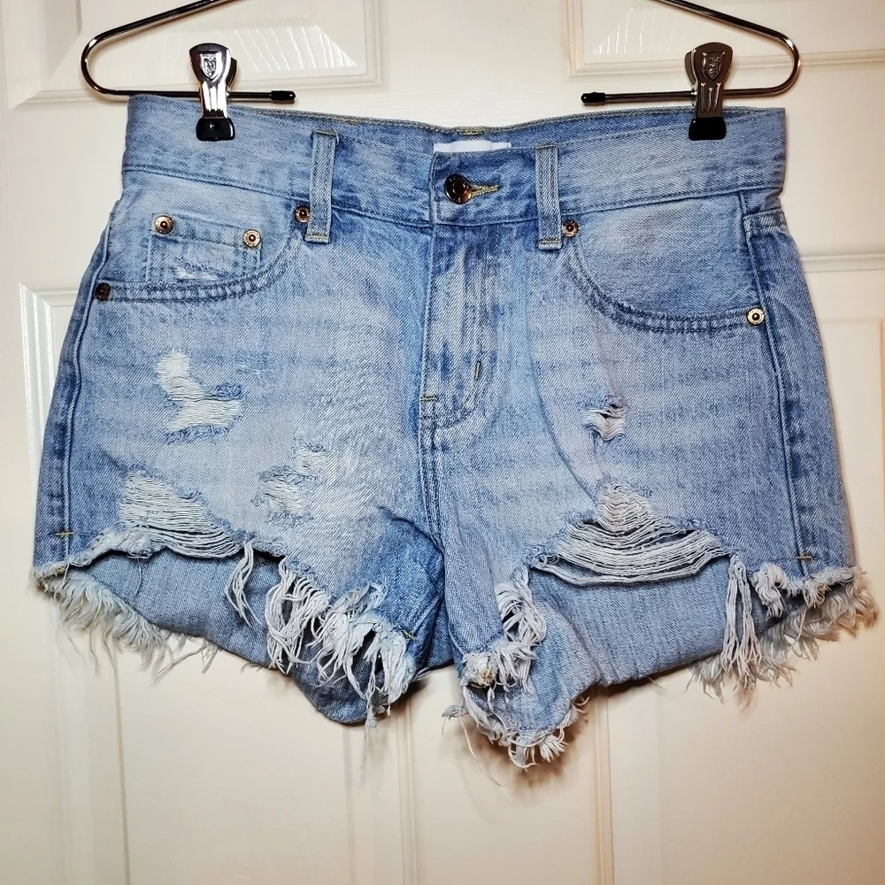 Pistola Light Blue Distressed Jean Shorts Sz 24